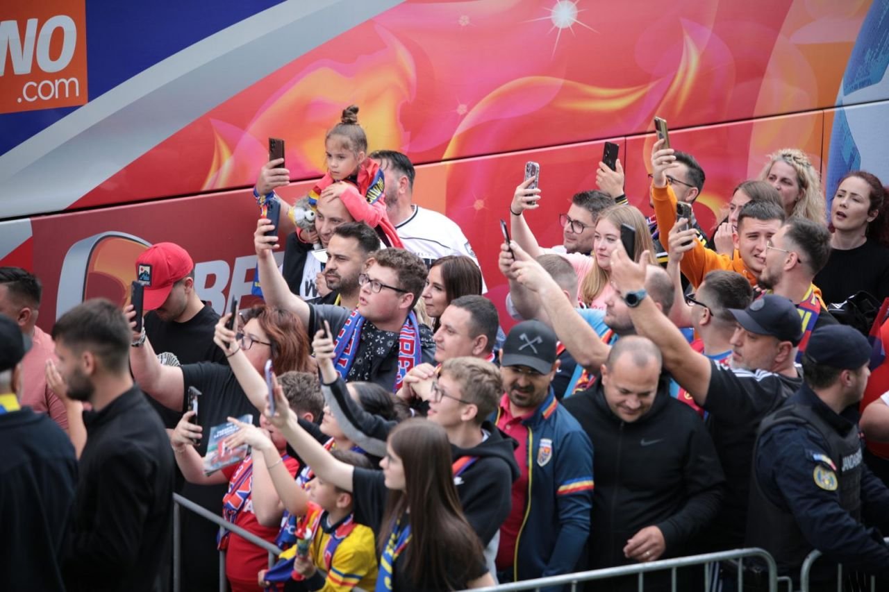 Chiricheș, la un pas de retragere! Chipciu i-a cerut să continue la FCSB: ”M-a sunat, că gata, se lasă!”_4
