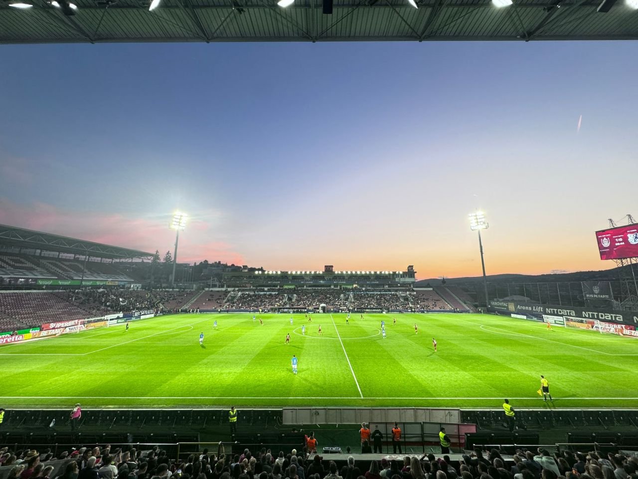 CFR Cluj - Farul Constanța 5-1 & Universitatea Craiova - Sepsi OSK 3-2 | Untold în mai! Festival de goluri la Cluj și răsturnări de situație în Bănie_2