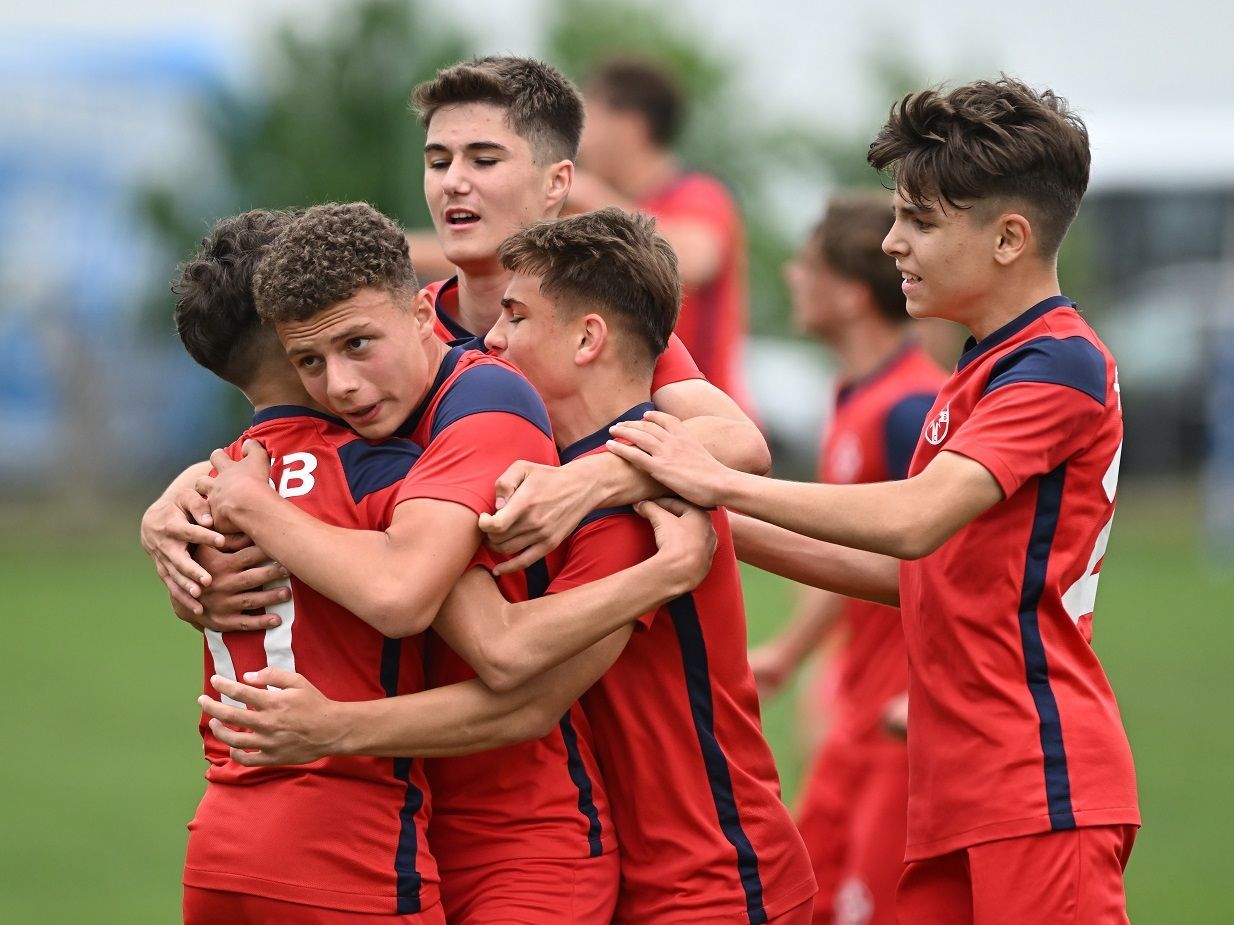 FCSB a zdrobit CSA Steaua și e campioana Ligii Elitelor U15: