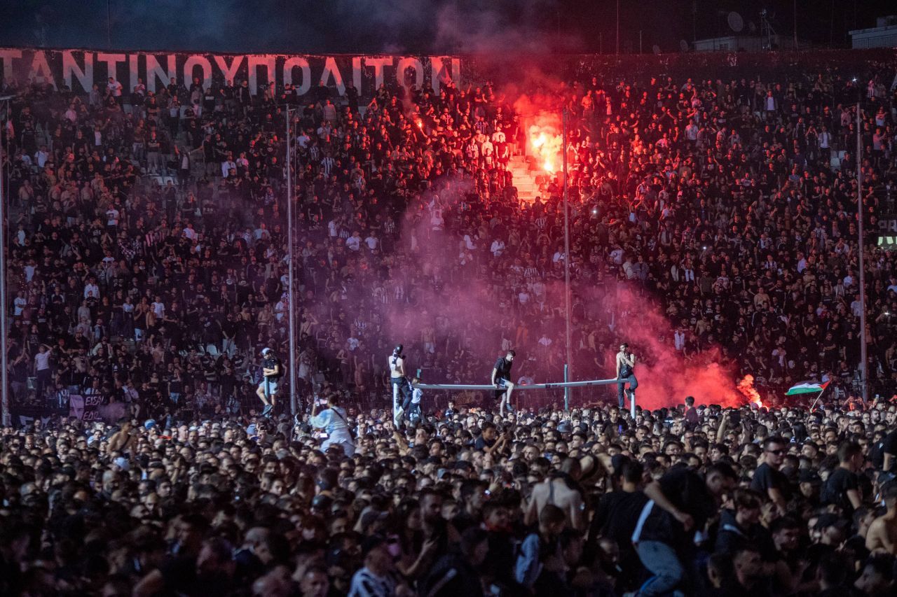 Situație incredibilă în Grecia! Pregătit la Atena, trofeul de campioană a fost trimis cu avionul la Salonic, după succesul lui PAOK_10