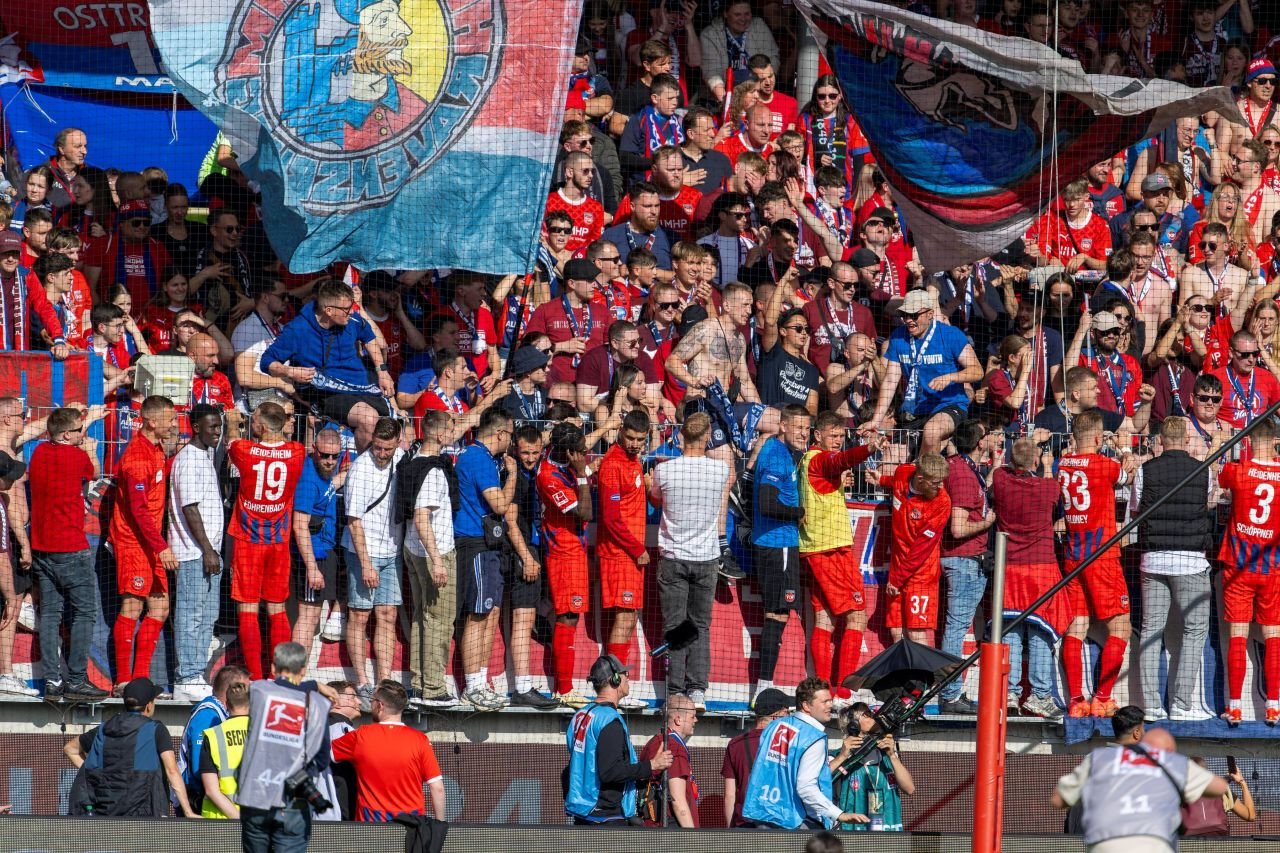 Adevărata revelație din Bundesliga: nou-promovata fondată în 1846, cu același antrenor de 17 ani, e aproape de Europa!_6