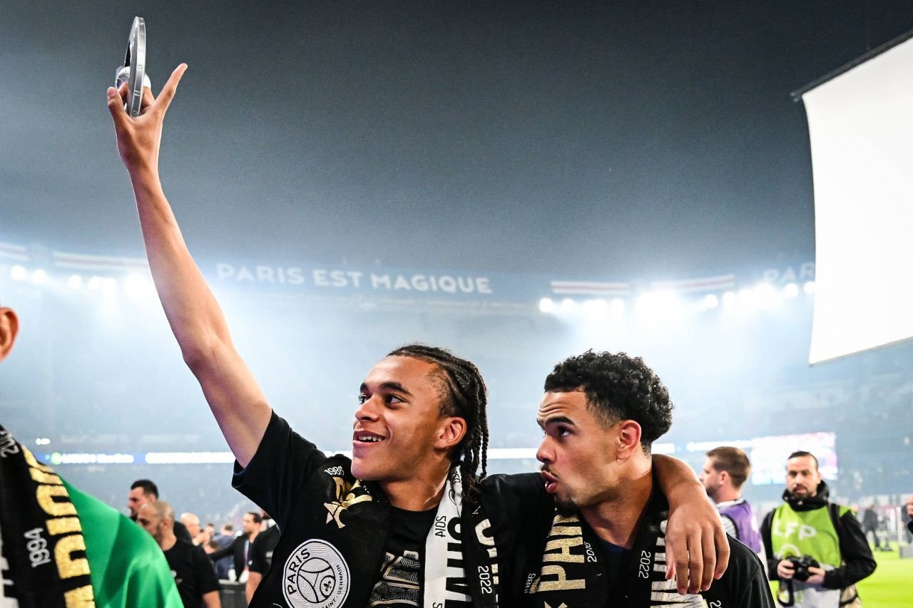 La doar 17 ani, fratele lui Kylian Mbappe e aproape de mutarea carierei! _2