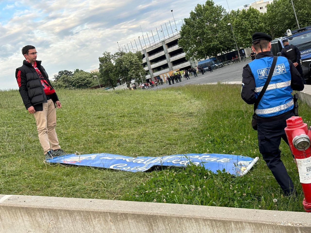 Ce au încercat suporterii de la Csikszereda să introducă pe stadion_2