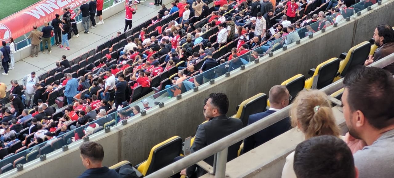 Comando pentru câini! Lupescu, Bratu, Zăvăleanu și mulți alții s-au prezentat la stadion!_3