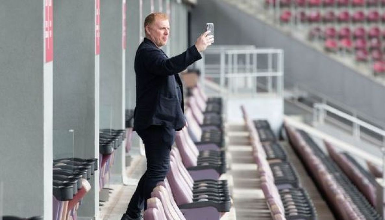„Revenire șoc!” Ce scrie presa britanică după ce Neil Lennon a semnat cu Rapid, la „petrecăreți și supraponderali”_4