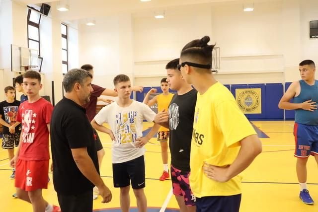 „Copiii din România sunt talentați și interesanți pentru noi”. Cum pot ajunge la un salariu de 1.000.000 de euro_2