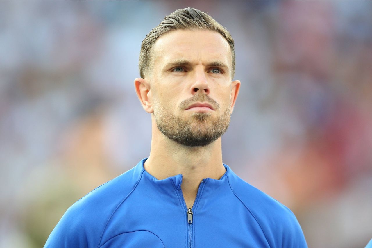 O poveste despre decizii și consecințe: vicecăpitanul Angliei a ales mirajul banilor și va vedea EURO 2024 la televizor!_2