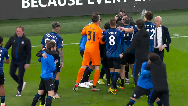 Imaginile bucuriei la Dublin, după ce Atalanta a câștigat UEL! A fost nebunie imediat după fluierul de final al lui Istvan Kovacs_13