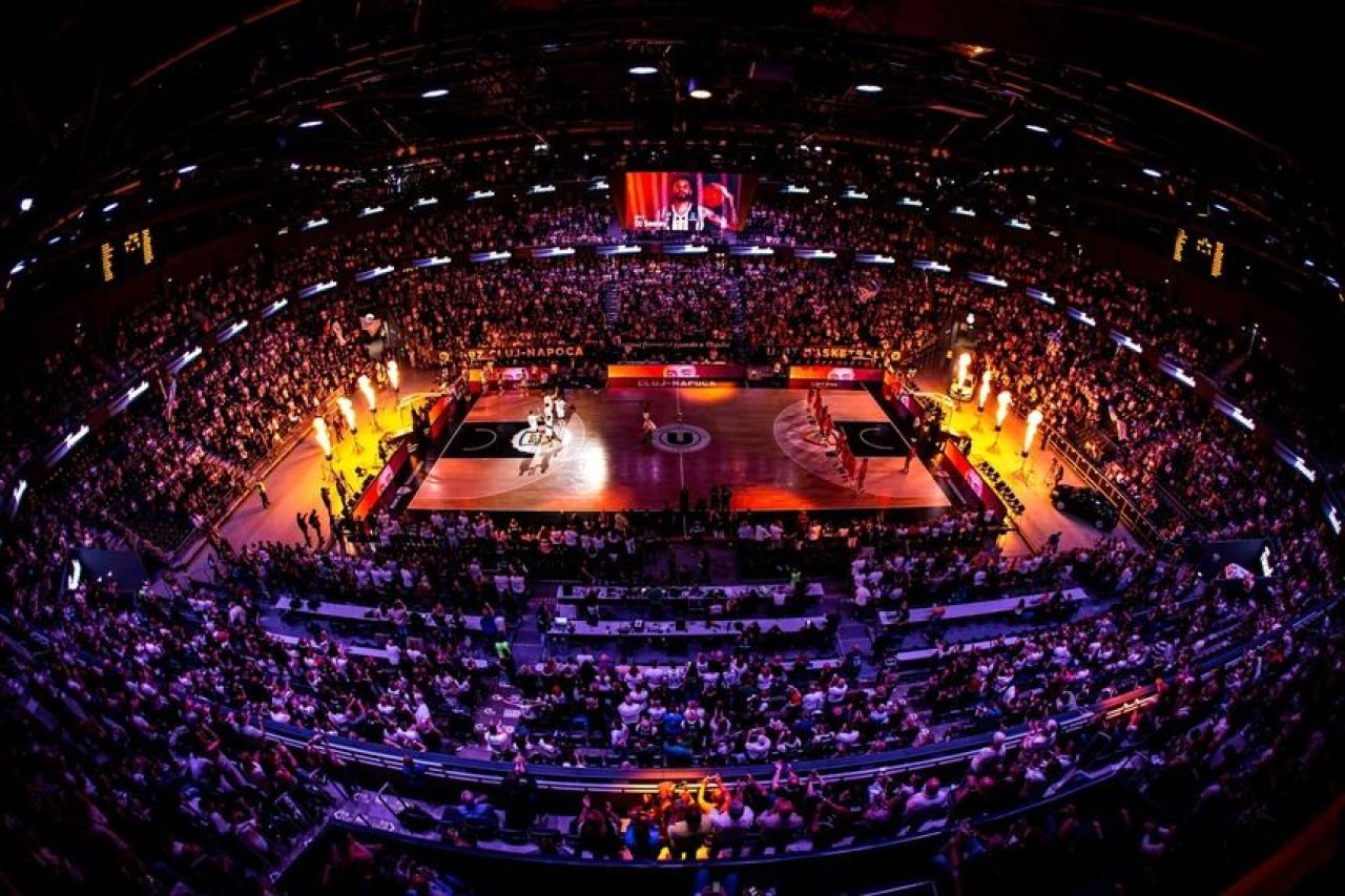 Fenomenul U-BT Cluj! Cu 10.000 de fani și cu Ghiță Mureșan alături pe BT Arena, U Cluj a câștigat al patrulea titlu consecutiv de campioană_1
