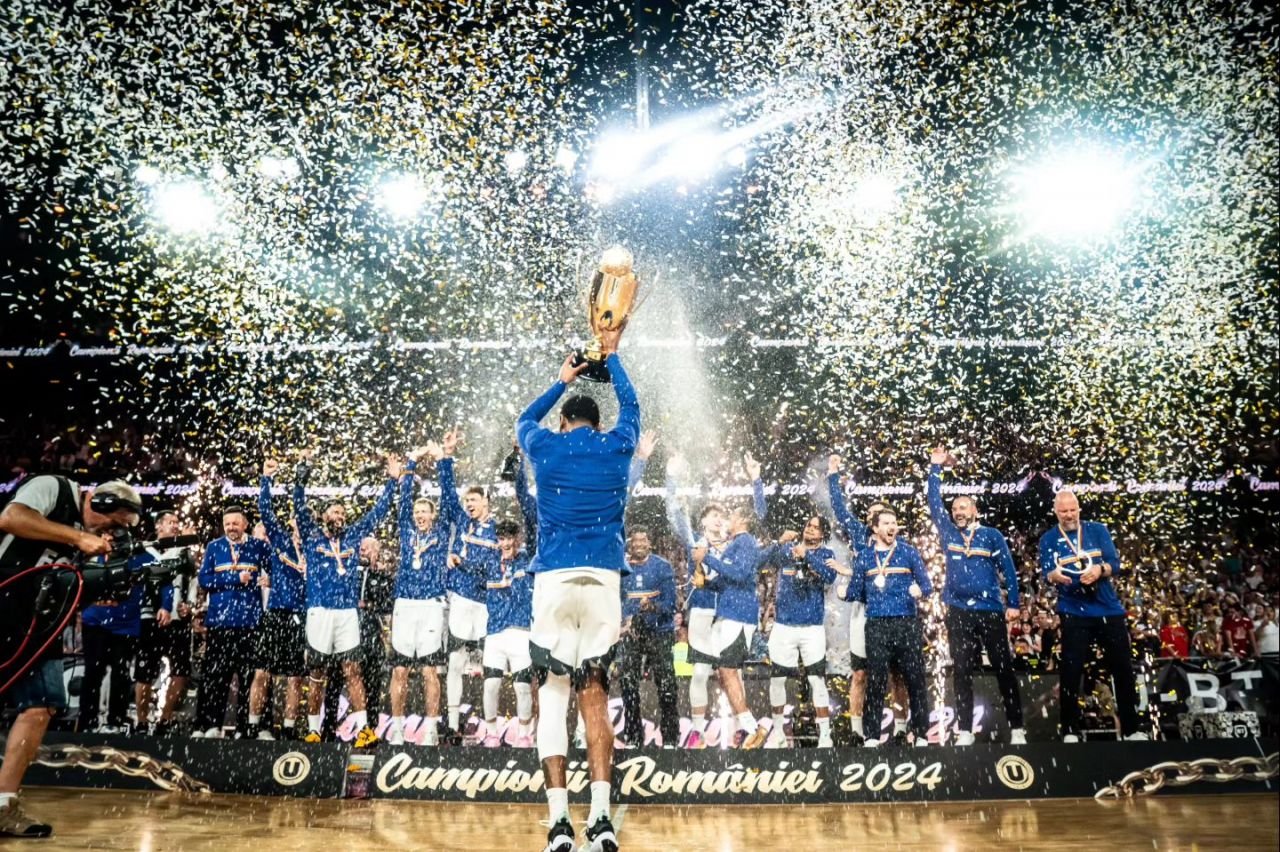 Fenomenul U-BT Cluj! Cu 10.000 de fani și cu Ghiță Mureșan alături pe BT Arena, U Cluj a câștigat al patrulea titlu consecutiv de campioană_2