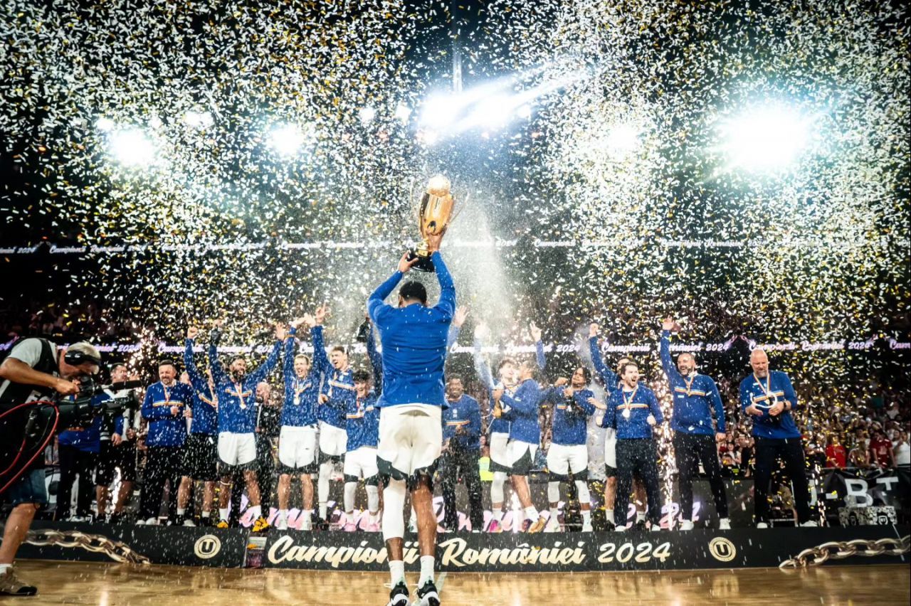 Fenomenul U-BT Cluj! Cu 10.000 de fani și cu Ghiță Mureșan alături pe BT Arena, U Cluj a câștigat al patrulea titlu consecutiv de campioană_2
