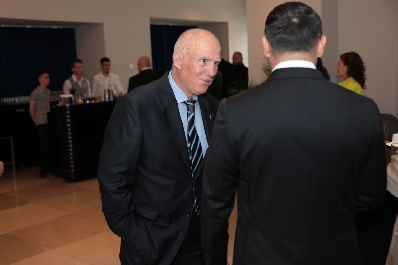 Imagini spectaculoase de la dineul Generației de Aur! Mourinho, Stoicikov, Dida și Saviola, printre invitații speciali_5