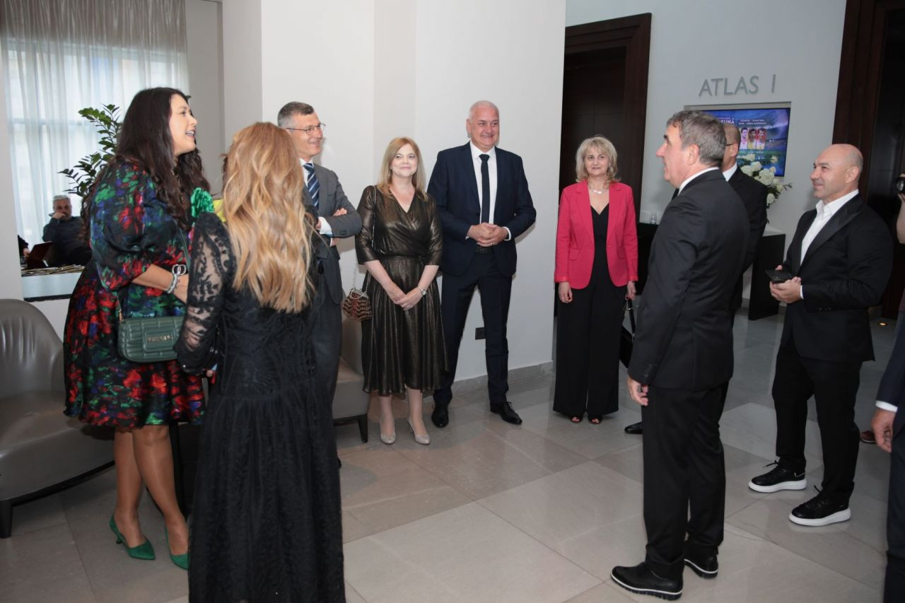 Imagini spectaculoase de la dineul Generației de Aur! Mourinho, Stoicikov, Dida și Saviola, printre invitații speciali_14