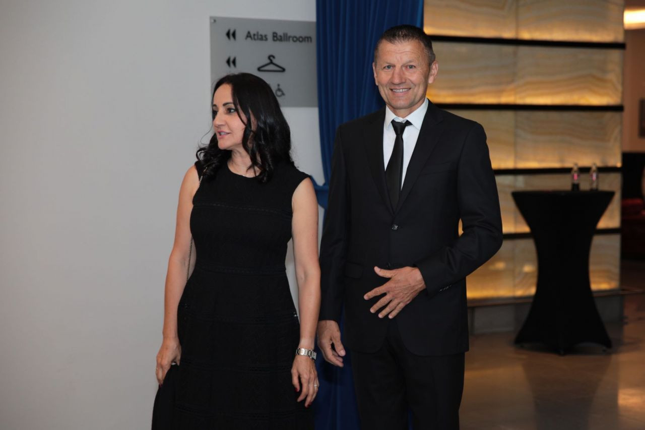 Imagini spectaculoase de la dineul Generației de Aur! Mourinho, Stoicikov, Dida și Saviola, printre invitații speciali_26