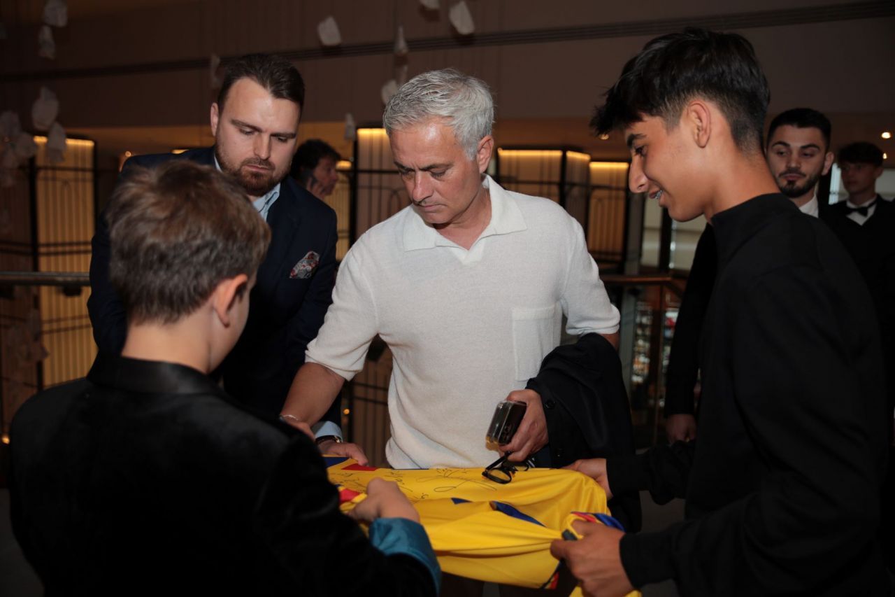 Ce mesaj i-a transmis Jose Mourinho lui Giovanni Becali_5