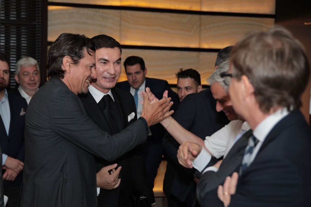 Imagini spectaculoase de la dineul Generației de Aur! Mourinho, Stoicikov, Dida și Saviola, printre invitații speciali_47