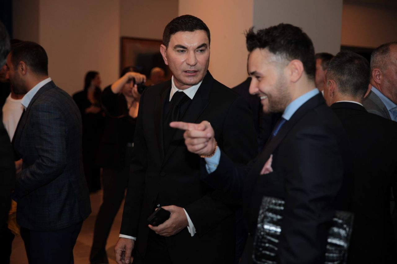 Imagini spectaculoase de la dineul Generației de Aur! Mourinho, Stoicikov, Dida și Saviola, printre invitații speciali_50