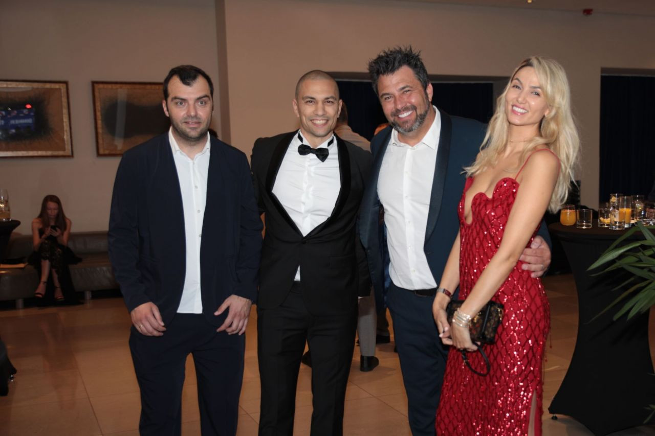 Imagini spectaculoase de la dineul Generației de Aur! Mourinho, Stoicikov, Dida și Saviola, printre invitații speciali_65