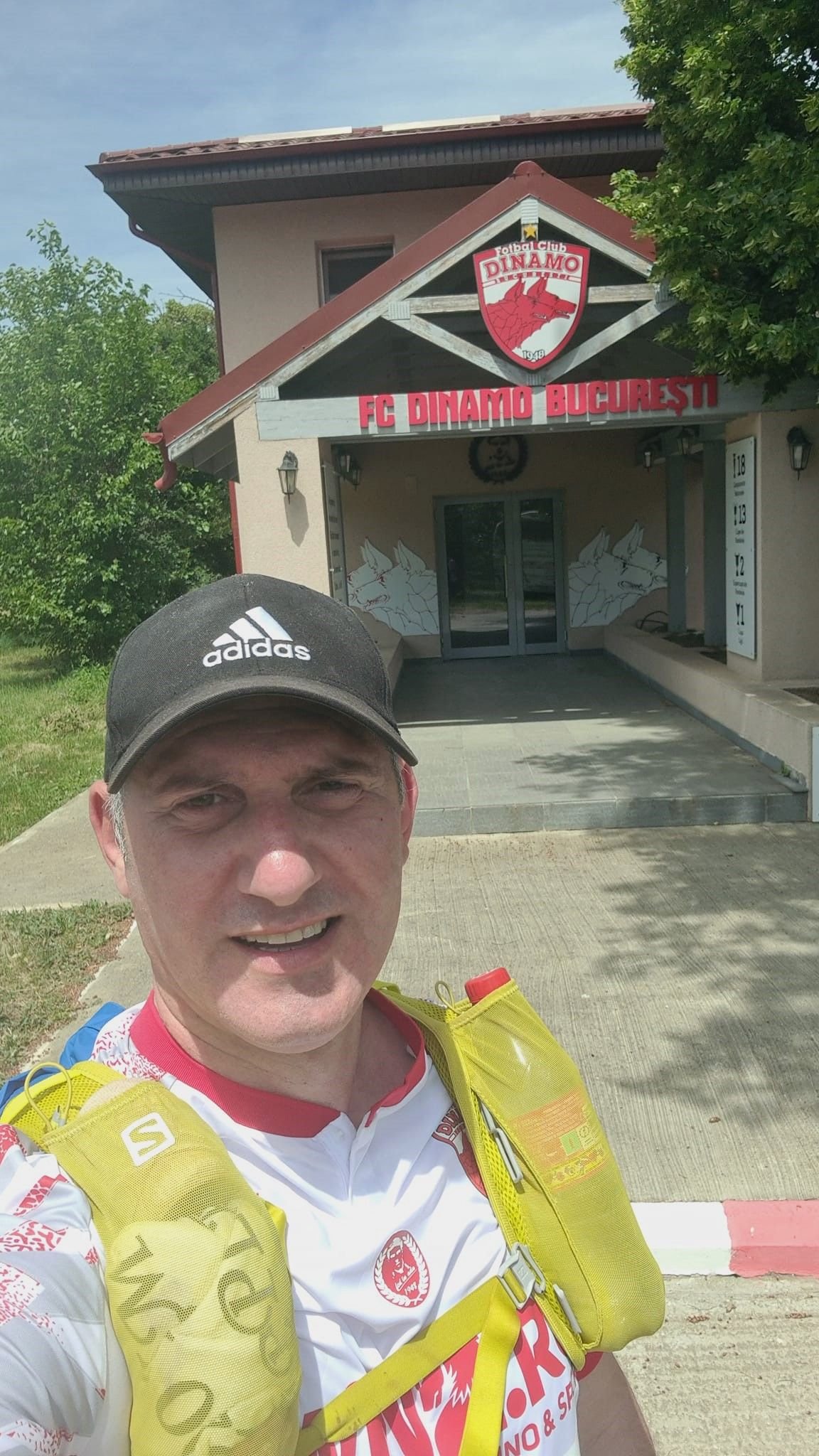 Călătorie către Euro 2024 | El este fanul român care a plecat pe jos până la Munchen, ca să vadă meciul 