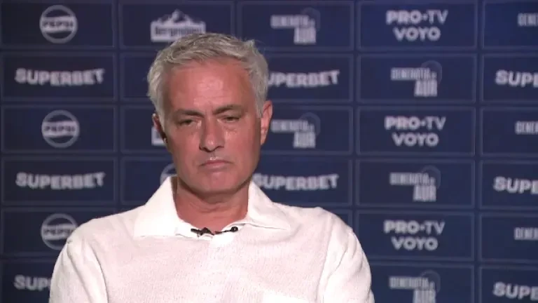 Ce fotbaliști români l-au dat pe spate pe Jose Mourinho: ”Un fenomen” / ”L-am admirat”