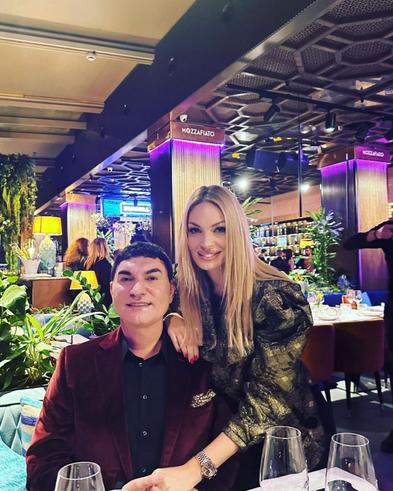 Valentina Pelinel și-a făcut apariția la meciul de adio al Generației de Aur! Cum a fost surprinsă soția lui Cristi Borcea_6