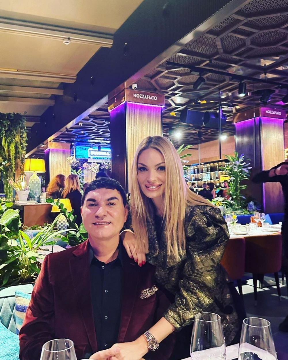 Valentina Pelinel și-a făcut apariția la meciul de adio al Generației de Aur! Cum a fost surprinsă soția lui Cristi Borcea_52