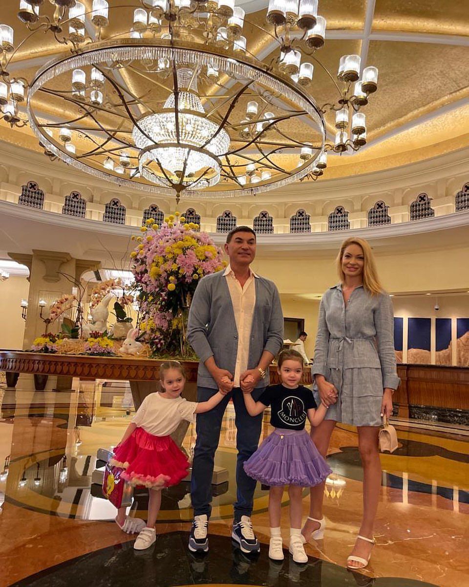 Valentina Pelinel și-a făcut apariția la meciul de adio al Generației de Aur! Cum a fost surprinsă soția lui Cristi Borcea_55