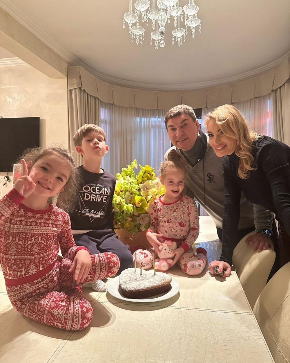 Valentina Pelinel și-a făcut apariția la meciul de adio al Generației de Aur! Cum a fost surprinsă soția lui Cristi Borcea_105
