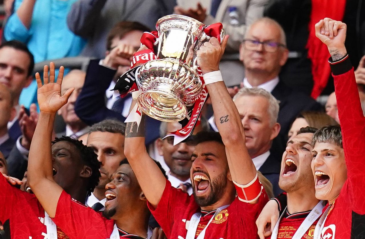 Sărbătoarea la Manchester! Cum au sărbătorit