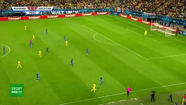 Costel Gâlcă a înscris cu o lovitură de cap în meciul de adio al Generației de Aur (PRO TV & VOYO)