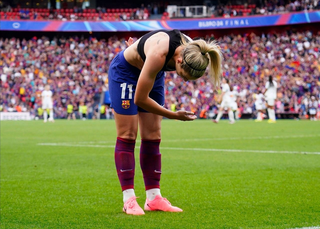 Alexia Putellas și-a dat jos tricoul după ce a marcat în finala Champions League! ”Balonul de Aur” al Barcelonei, fenomenală în prelungiri_2