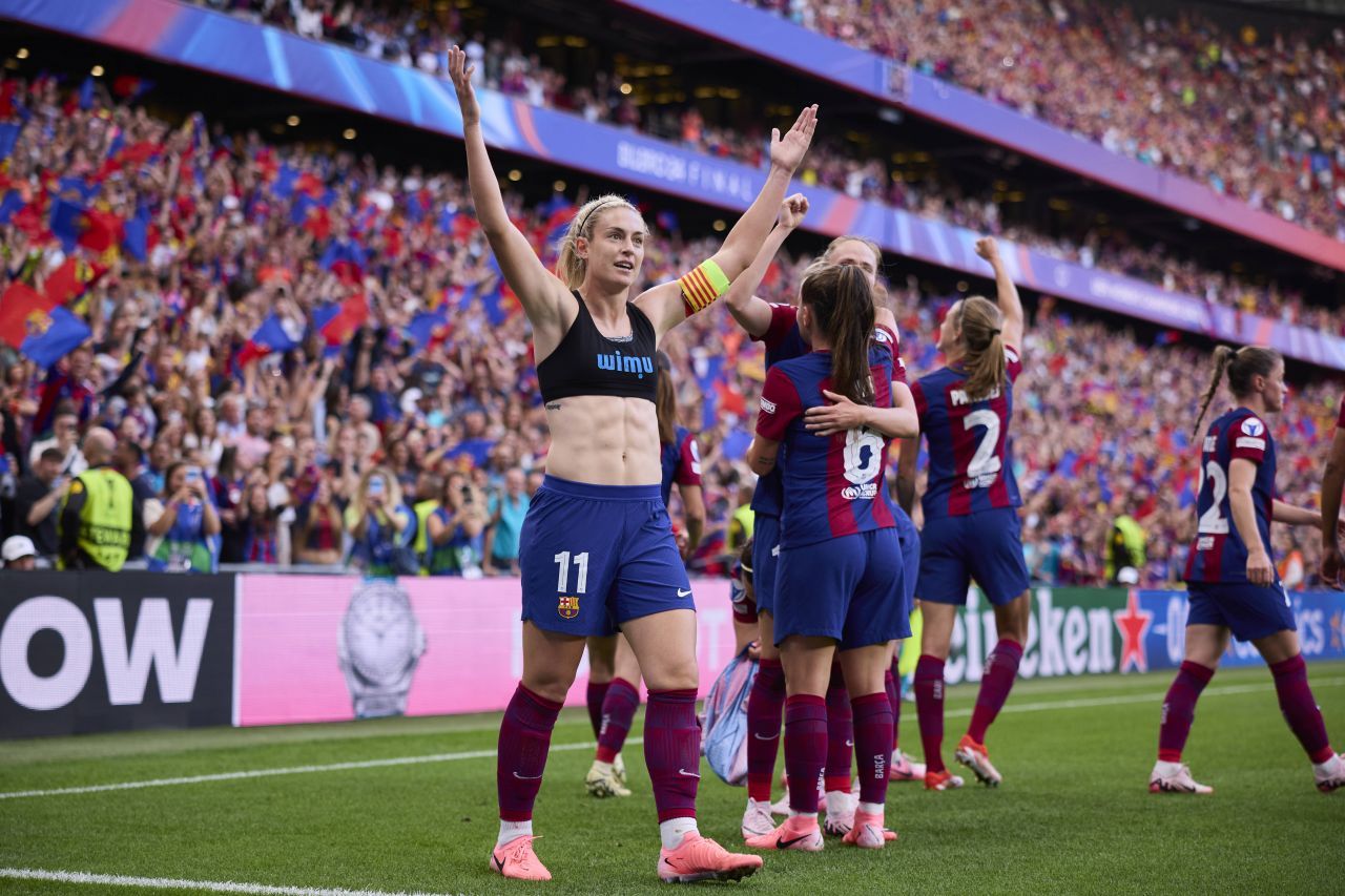 Alexia Putellas și-a dat jos tricoul după ce a marcat în finala Champions League! ”Balonul de Aur” al Barcelonei, fenomenală în prelungiri_10