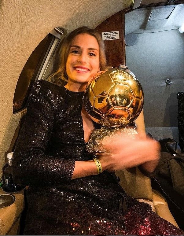 Alexia Putellas și-a dat jos tricoul după ce a marcat în finala Champions League! ”Balonul de Aur” al Barcelonei, fenomenală în prelungiri_17