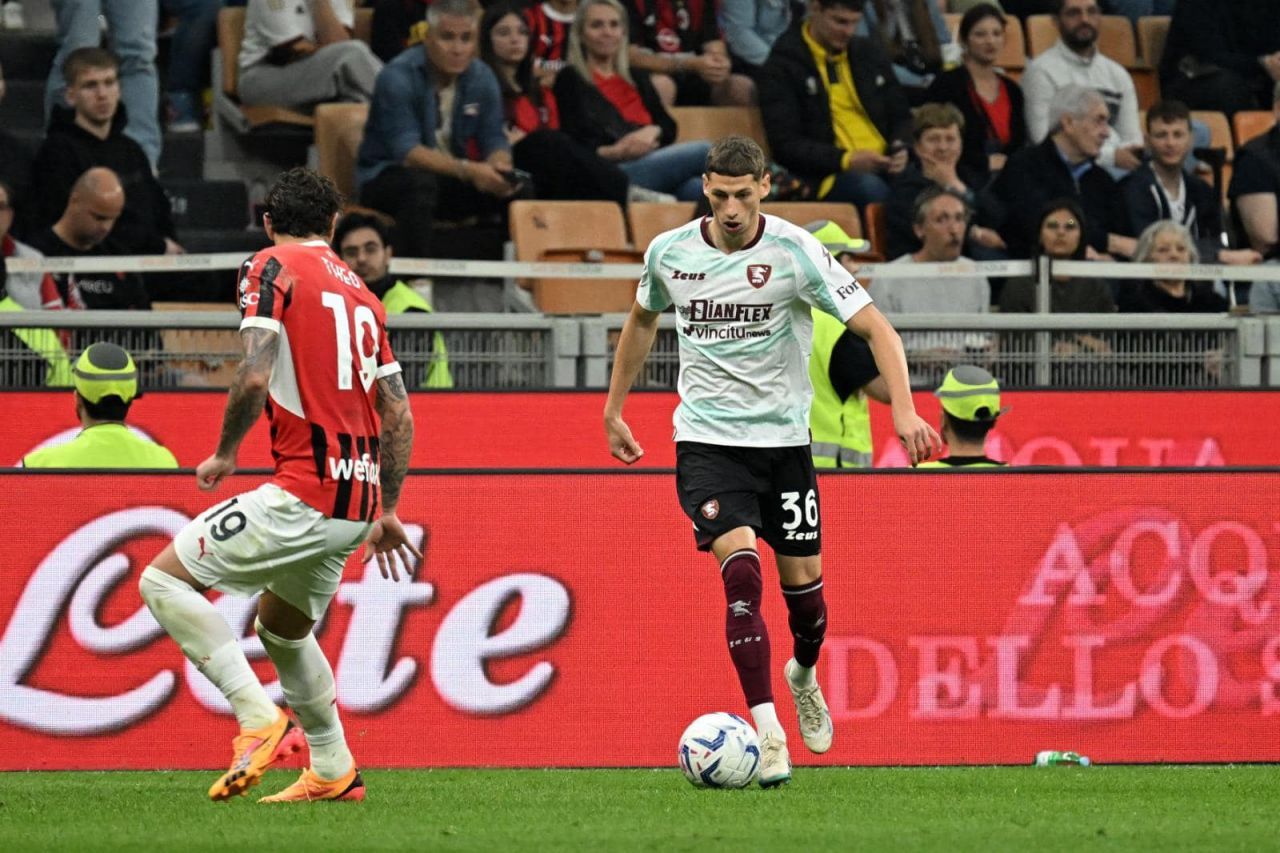 Minute ”promițătoare” pe San Siro pentru românul Andres Sfait în surpriza AC Milan - Salernitana 3-3!_2