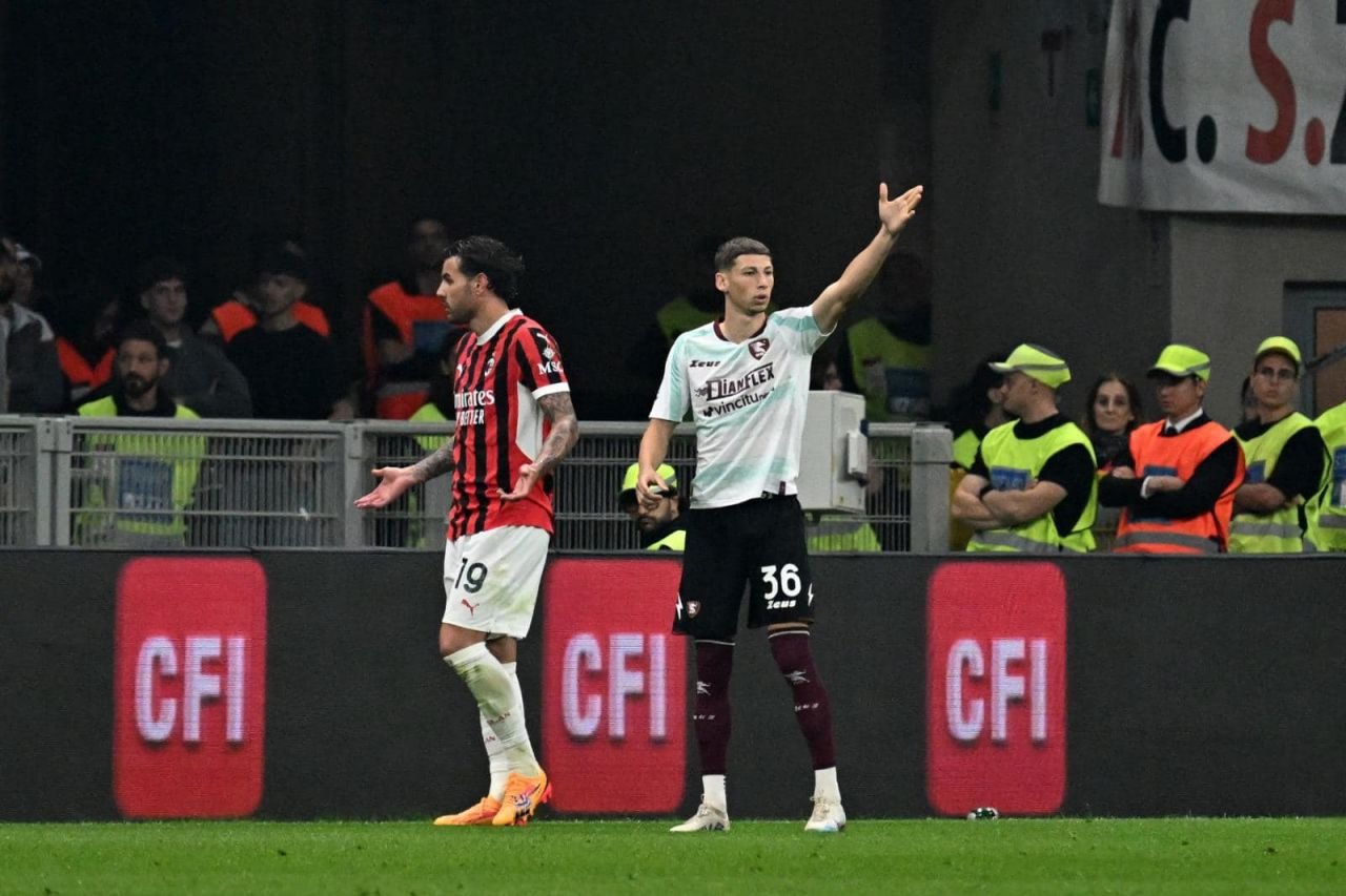 Minute ”promițătoare” pe San Siro pentru românul Andres Sfait în surpriza AC Milan - Salernitana 3-3!_5