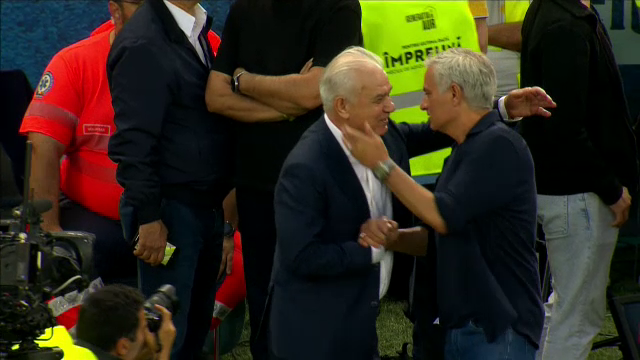 Ce i-a șoptit Jose Mourinho lui Anghel Iordănescu la ureche_3