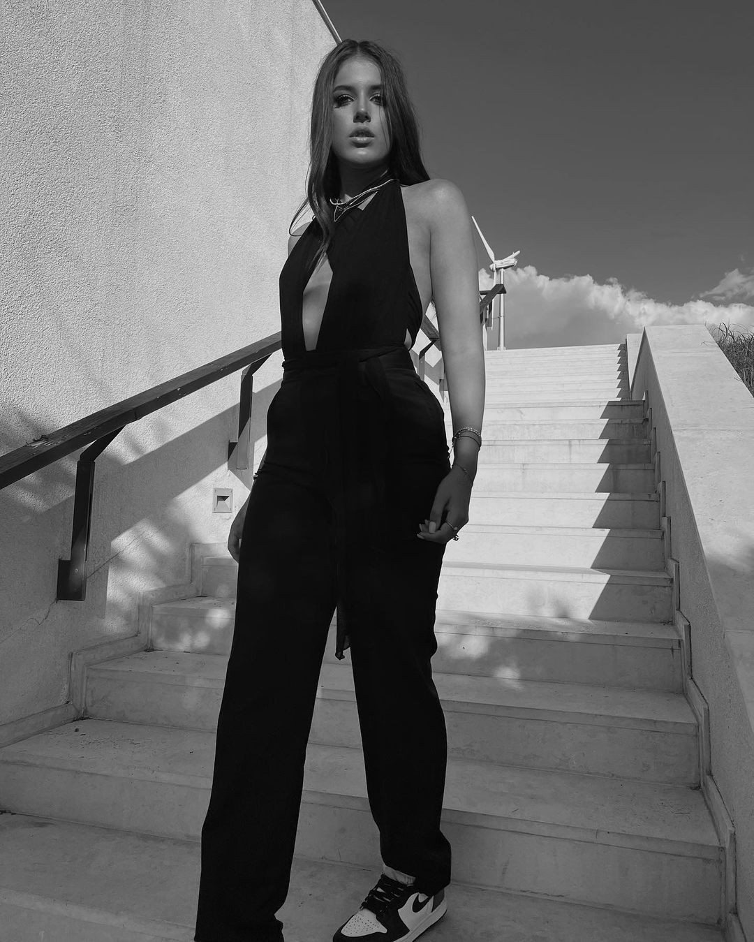 Una mai frumoasă decât cealaltă! Fiicele lui Gică Popescu și Ilie Dumitrescu, apariții spectaculoase la meciul Generației de Aur_10