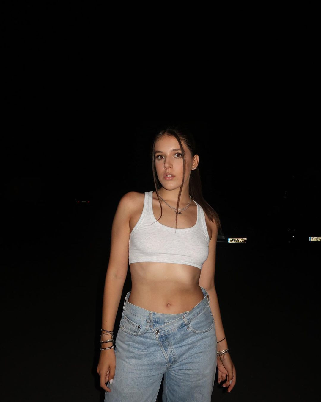 Una mai frumoasă decât cealaltă! Fiicele lui Gică Popescu și Ilie Dumitrescu, apariții spectaculoase la meciul Generației de Aur_15