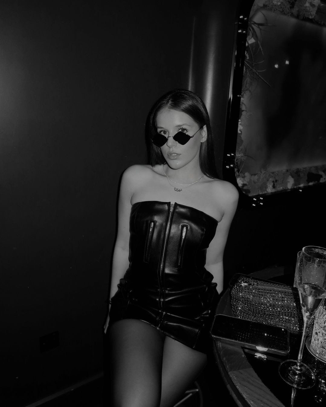 Una mai frumoasă decât cealaltă! Fiicele lui Gică Popescu și Ilie Dumitrescu, apariții spectaculoase la meciul Generației de Aur_26