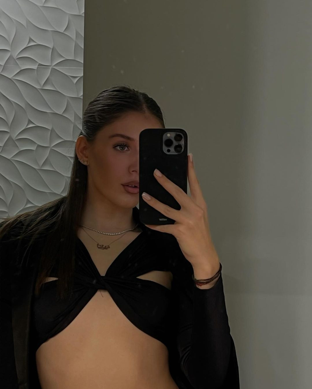 Una mai frumoasă decât cealaltă! Fiicele lui Gică Popescu și Ilie Dumitrescu, apariții spectaculoase la meciul Generației de Aur_34