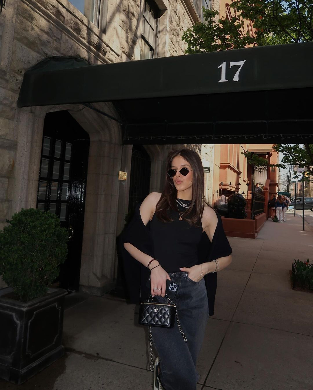 Una mai frumoasă decât cealaltă! Fiicele lui Gică Popescu și Ilie Dumitrescu, apariții spectaculoase la meciul Generației de Aur_37