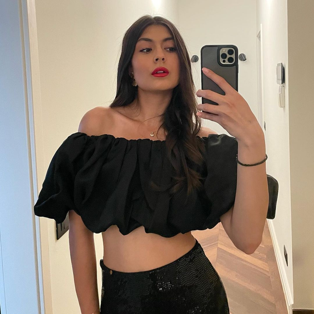 Una mai frumoasă decât cealaltă! Fiicele lui Gică Popescu și Ilie Dumitrescu, apariții spectaculoase la meciul Generației de Aur_55