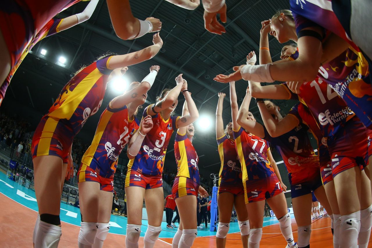 ”Senzațional, superb, fantastic”! România a câștigat din nou cu 3-0 în Golden League și Final Four-ul este aproape_17