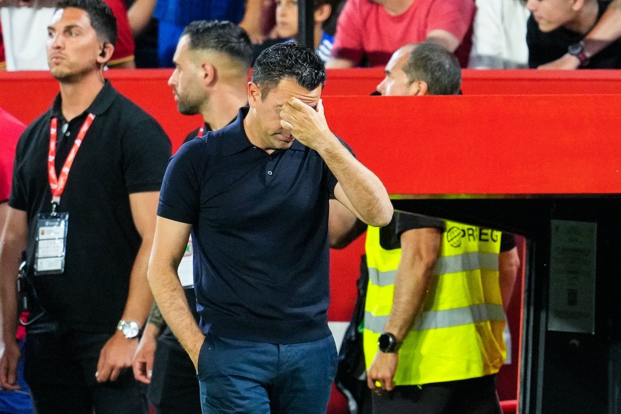 Cum a fost fotografiat Xavi la ultimul său meci pe banca Barcelonei! Premieră negativă pentru Robert Lewandowski_5