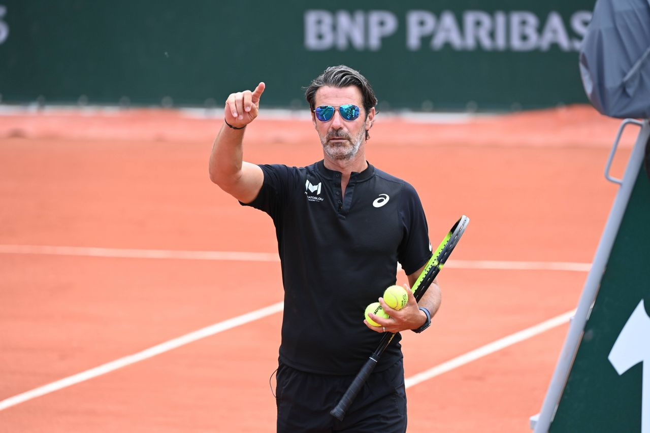 Faza care va rămâne peste ani și ani: un tenismen de 2 metri, doborât pe teren de un copil de mingi, la Roland Garros_52