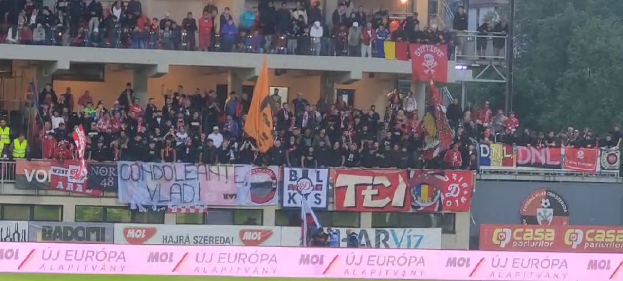 Atmosferă incendiară la Miercurea Ciuc! Cum au fost surprinși fanii lui Dinamo_37