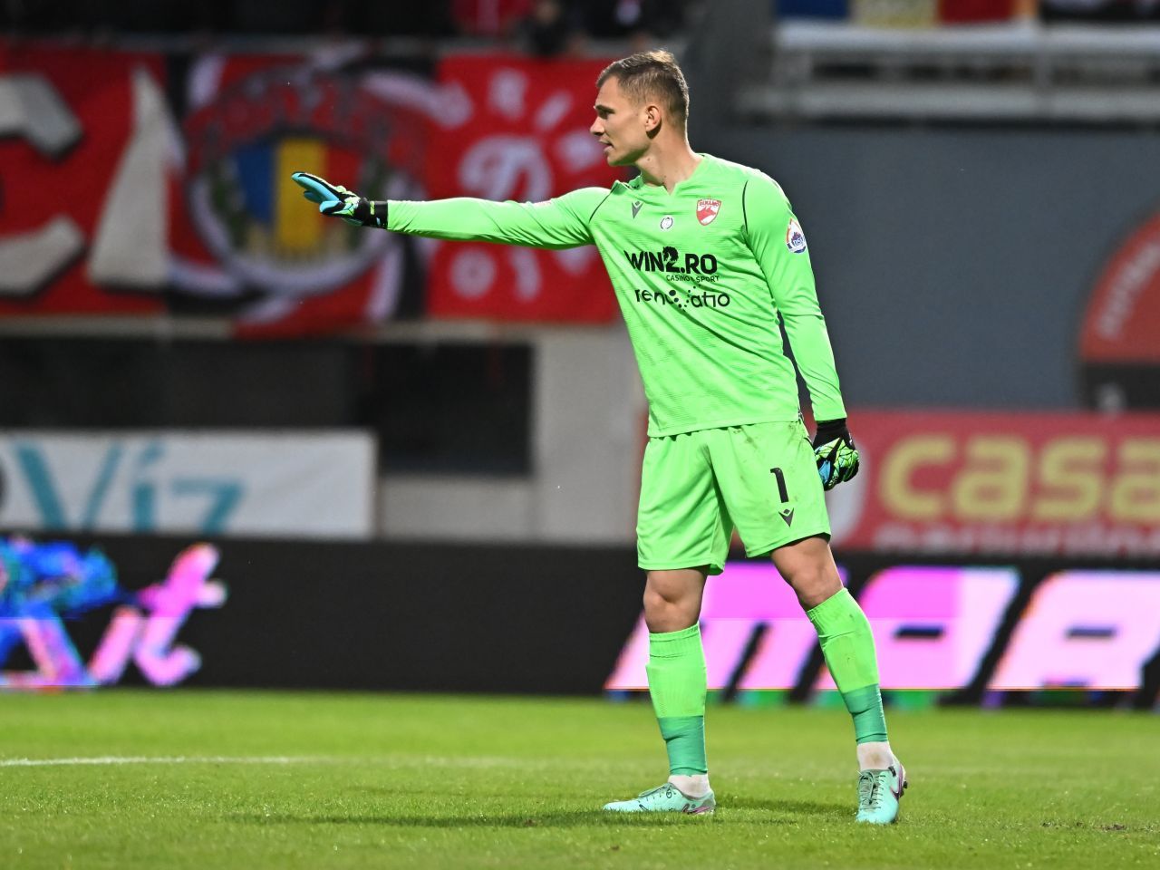 S-au vrut cinici, dar i-a salvat tot Golubovici. Cronica meciului în care Dinamo a suferit pentru a rămâne în SuperLigă, 0-0 cu Csikszereda_2