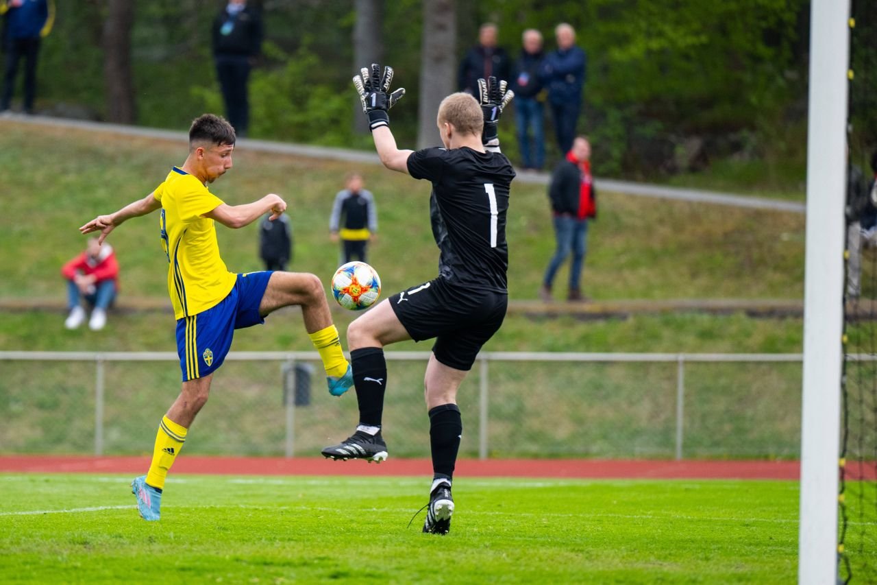 Noul Zlatan vine din România! Hat-trick la naționala Suediei, dublă pentru Malmo FF în Europa, gol și pasă de gol în finala Cupei UPDATE E pe lista lui AC Milan_6