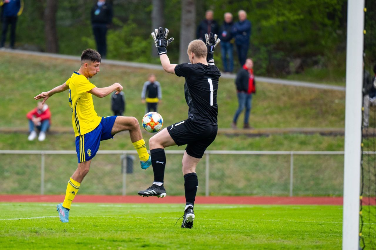 Noul Zlatan vine din România! Hat-trick la naționala Suediei, dublă pentru Malmo FF în Europa, gol și pasă de gol în finala Cupei UPDATE E pe lista lui AC Milan_6