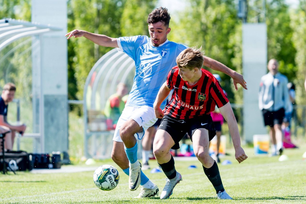 Noul Zlatan vine din România! Hat-trick la naționala Suediei, dublă pentru Malmo FF în Europa, gol și pasă de gol în finala Cupei UPDATE E pe lista lui AC Milan_15